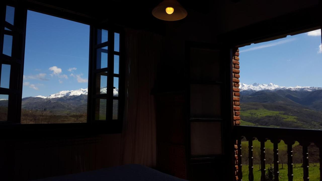 Heredad De La Cueste Llenin Bagian luar foto