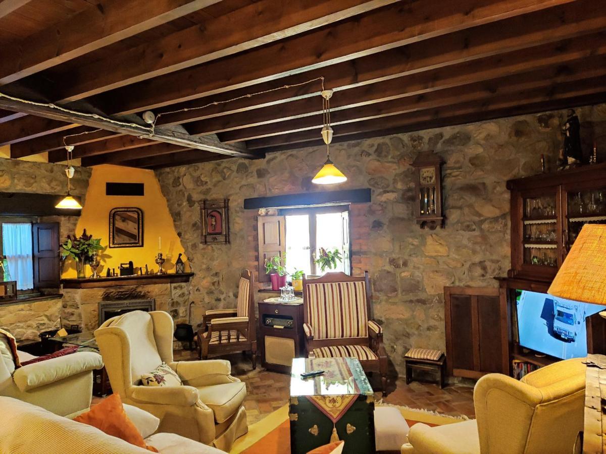 Heredad De La Cueste Llenin Bagian luar foto