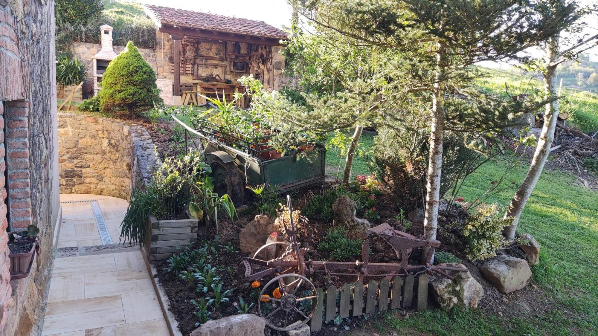 Heredad De La Cueste Llenin Bagian luar foto